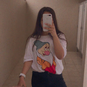 Meet your Posher, Valeria